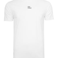 weißes basic T-Shirt von vorne mit Stay Stable Print mittig auf der Brust